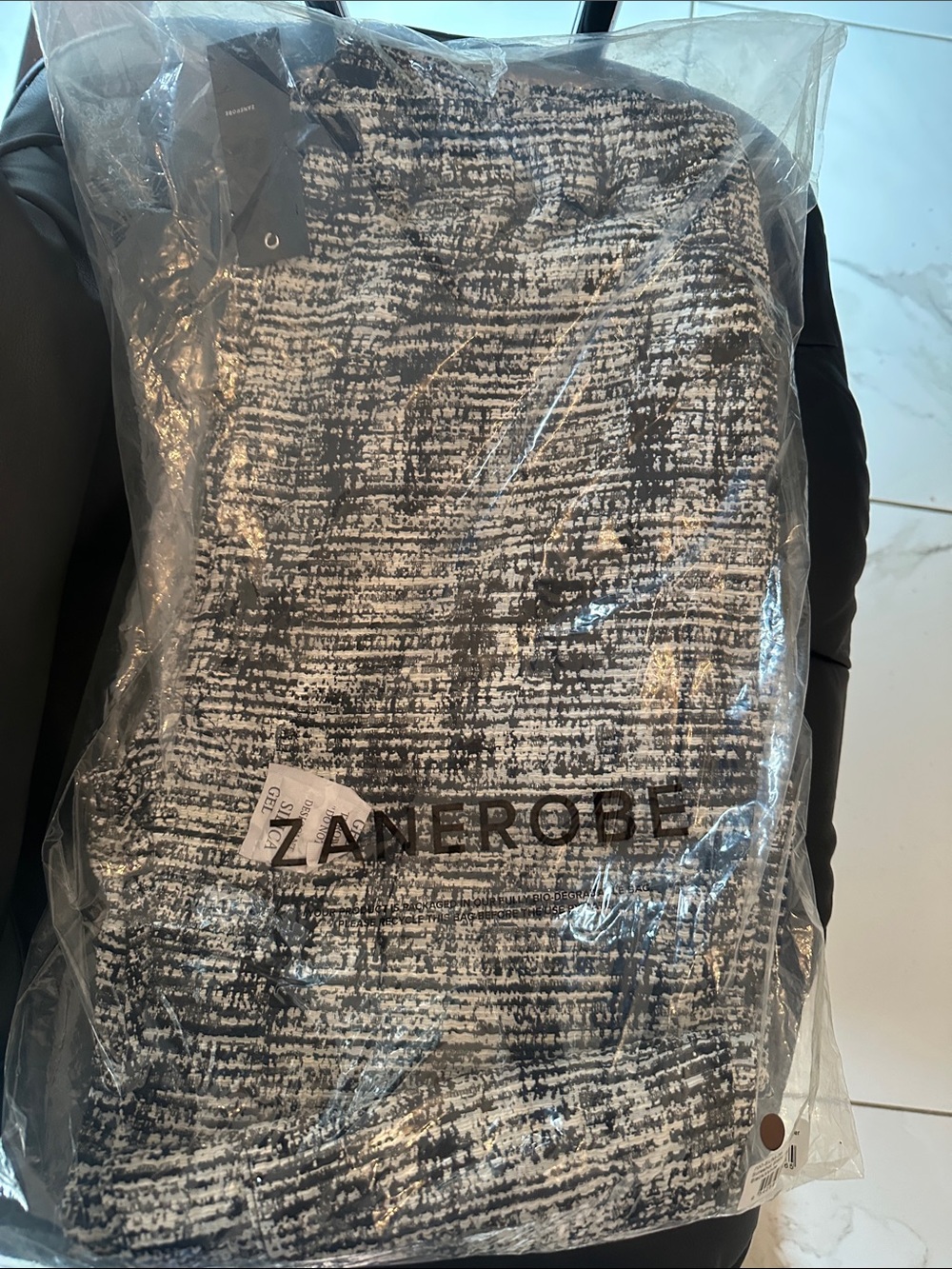 Zanerobe Black & White Textured Knit Sure shot Joggers Brand new Sealed with tag